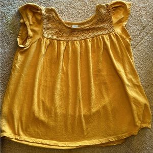Old Navy top